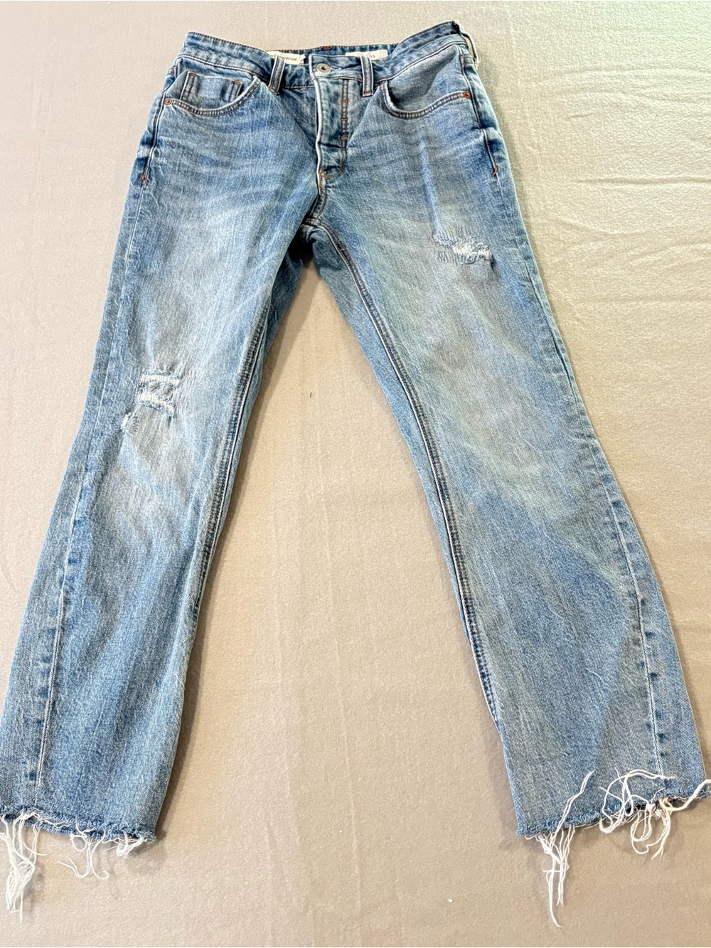 ♾️Pilcro Anthropologie Button Fly Light Wash Raw Hem Straight Boyfriend Jean25♾️